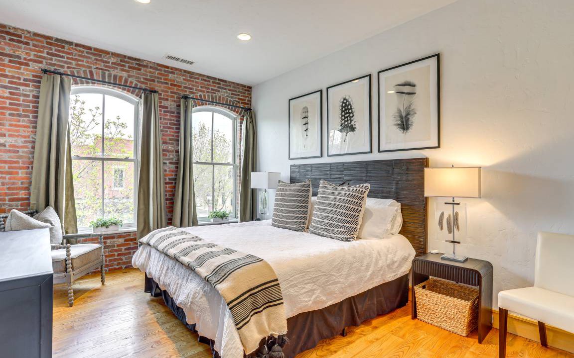Photo of Bedroom in Eagle