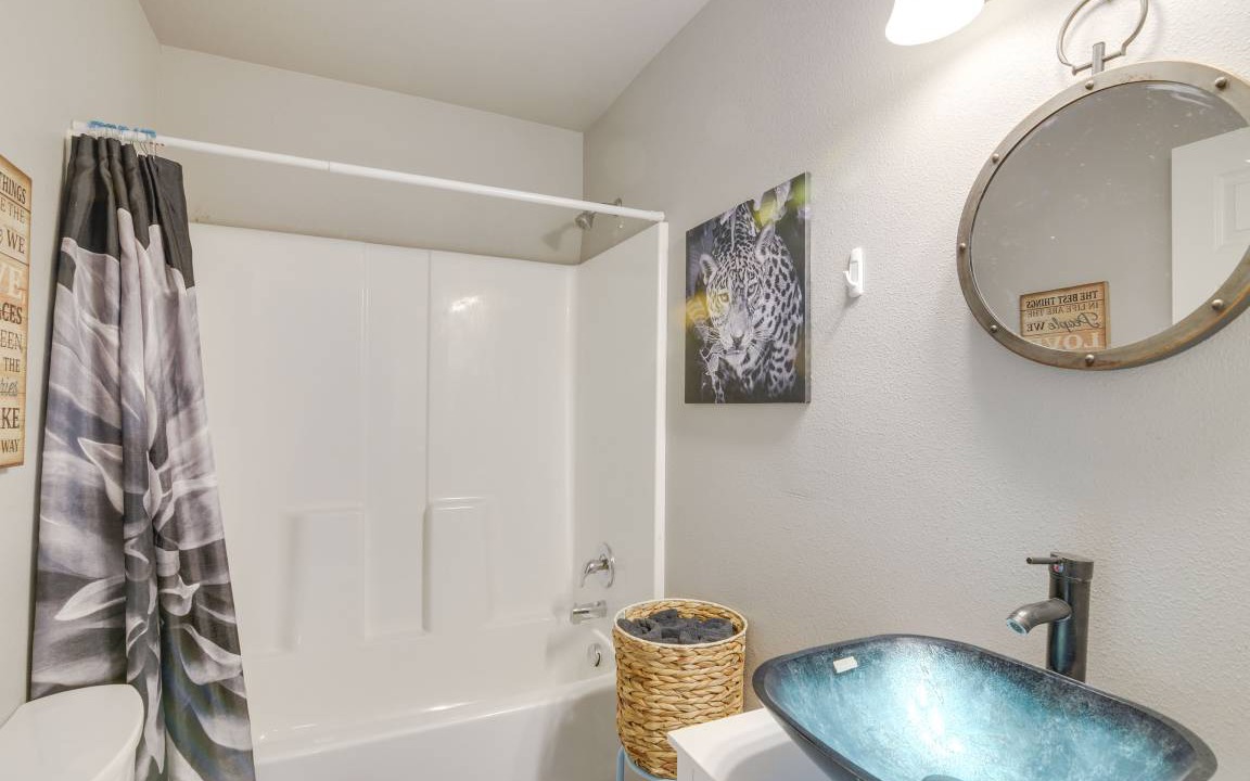 Photo of Bathroom in Del Norte