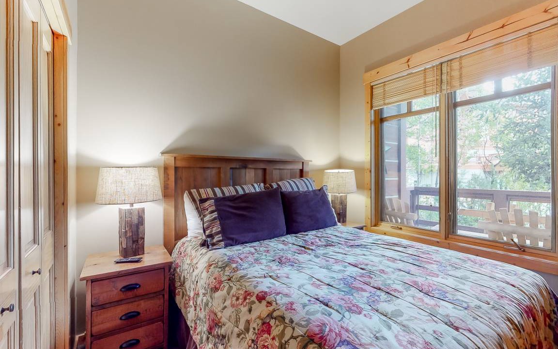 Photo of Bedroom in Copper Mountain Village