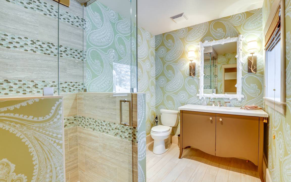 Photo of Bathroom in Highland Meadows