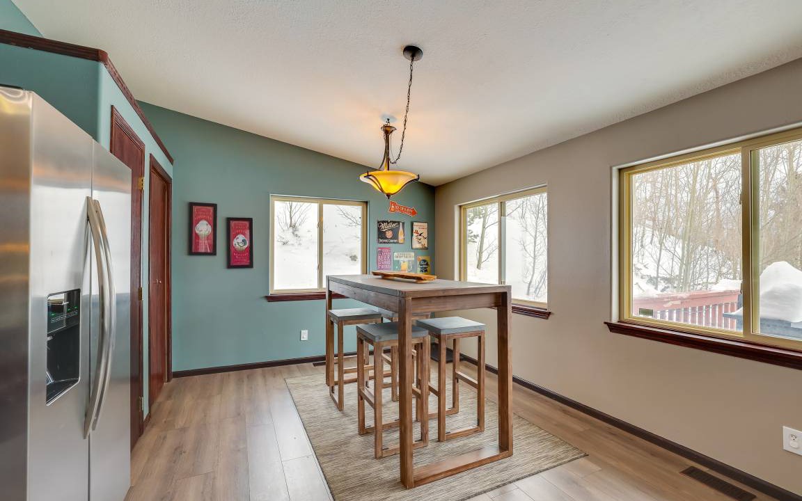 Photo of Kitchen in Grand View Highlands