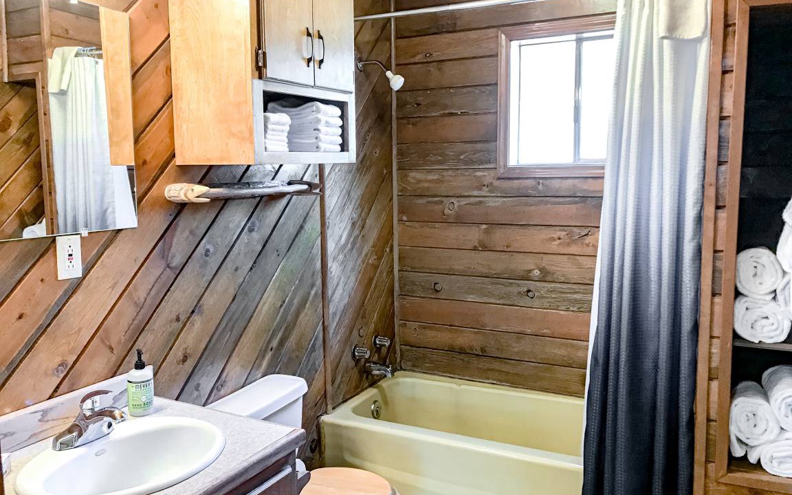 Photo of Bathroom in Alpine Village
