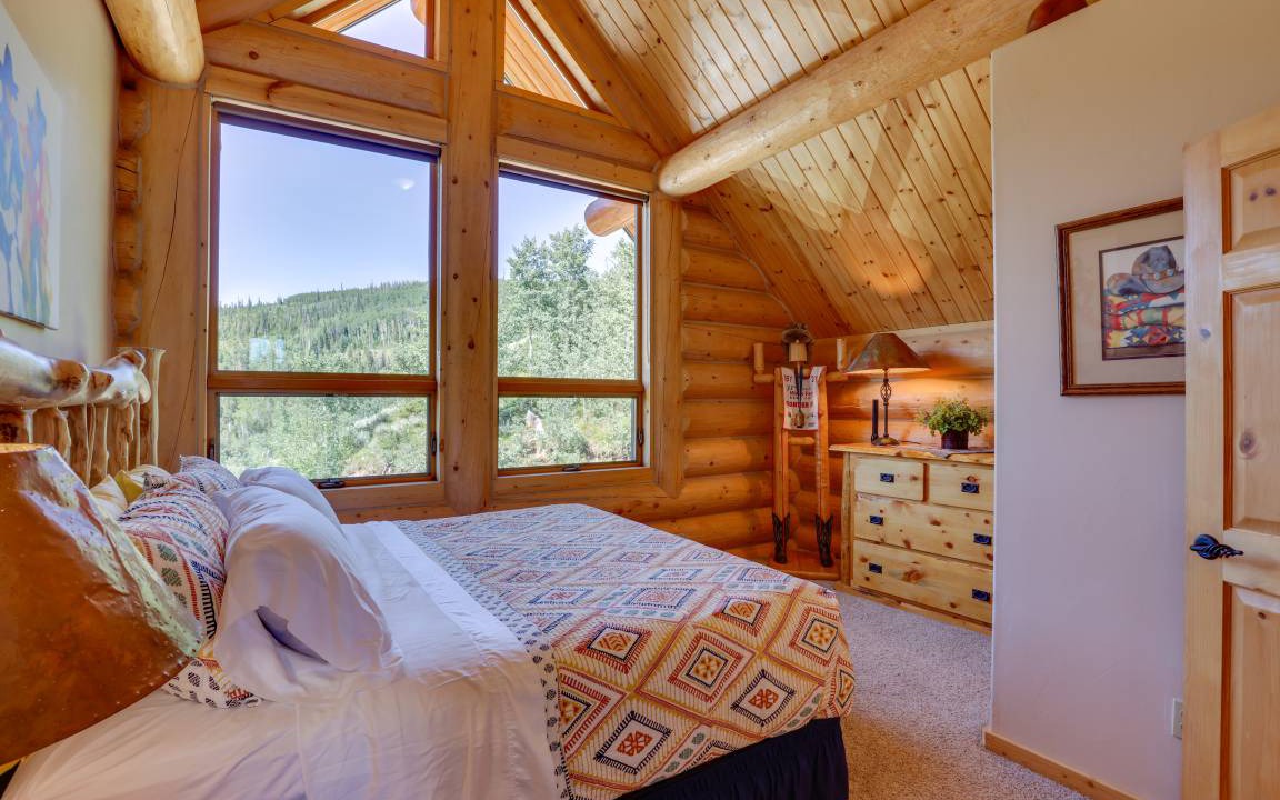 Photo of Bedroom in Granby