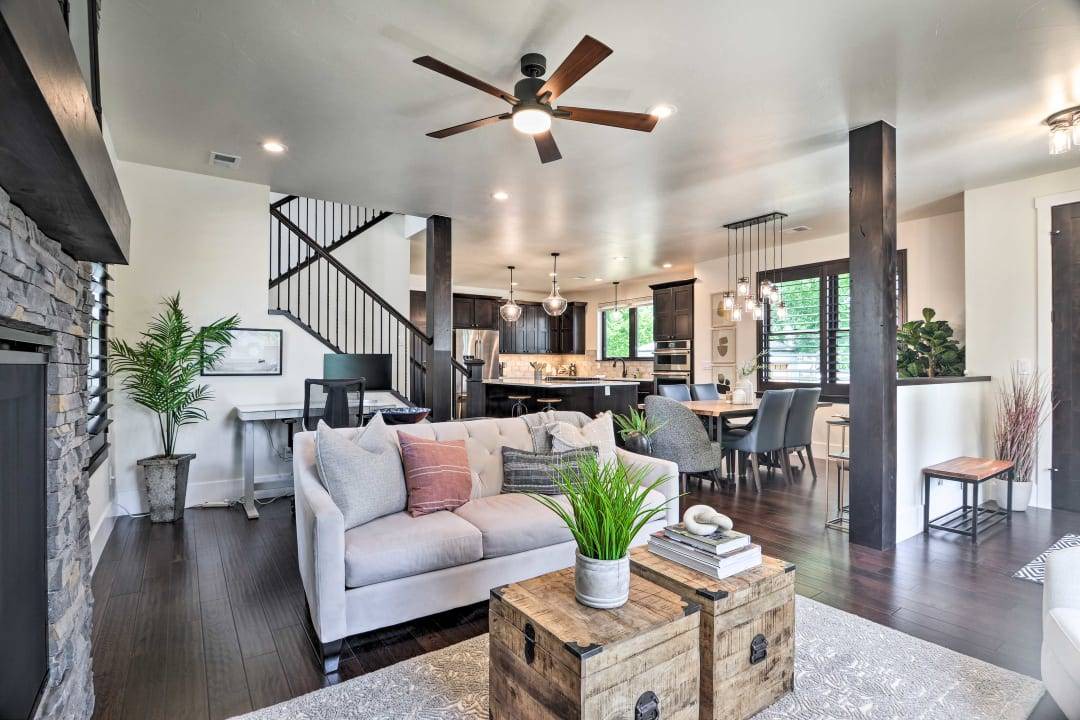Photo of Livingroom in Martinez Park