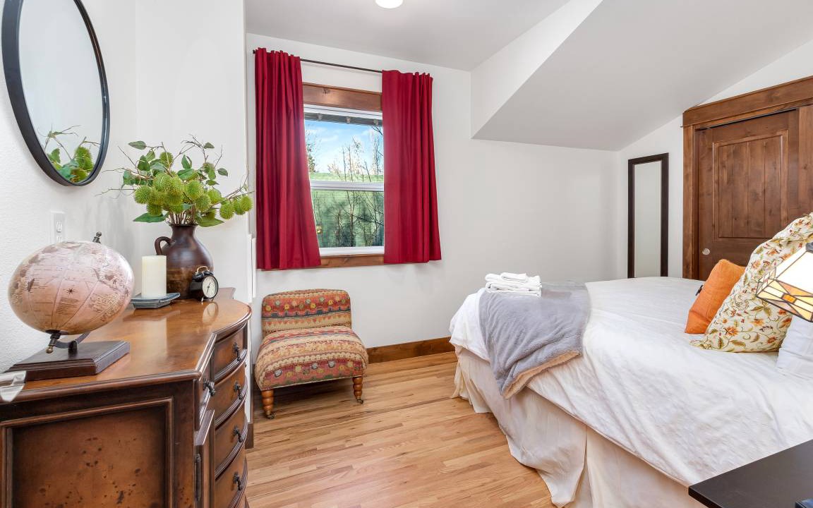 Photo of Bedroom in University Park