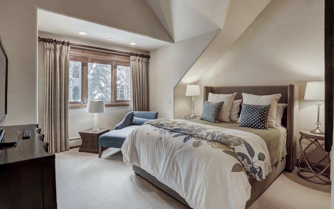 Photo of Bedroom in Edwards