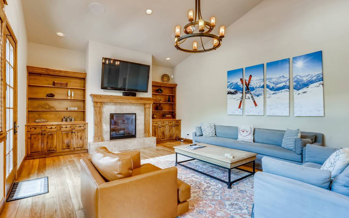 Photo of Livingroom in Intermountain