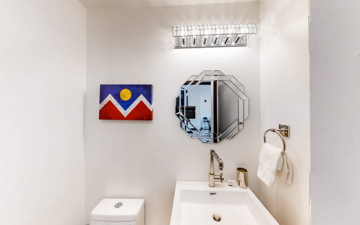 Photo of Bathroom in Highlands Townhomes