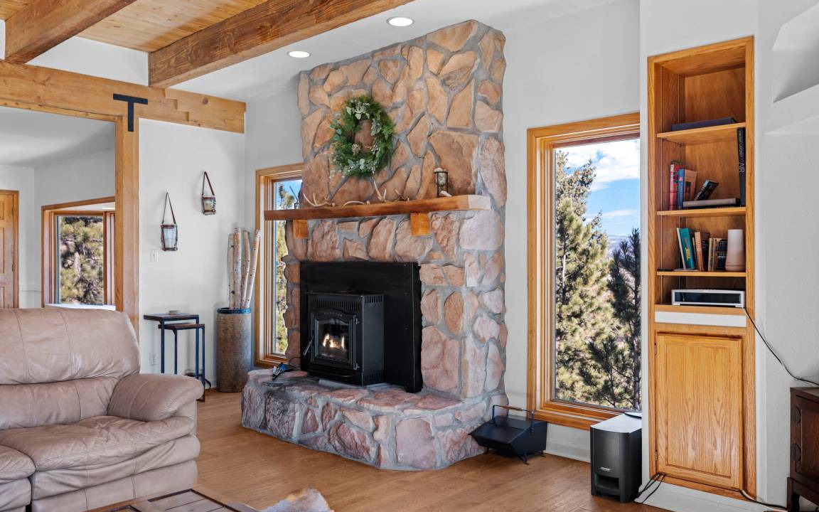 Photo of Livingroom in Bailey