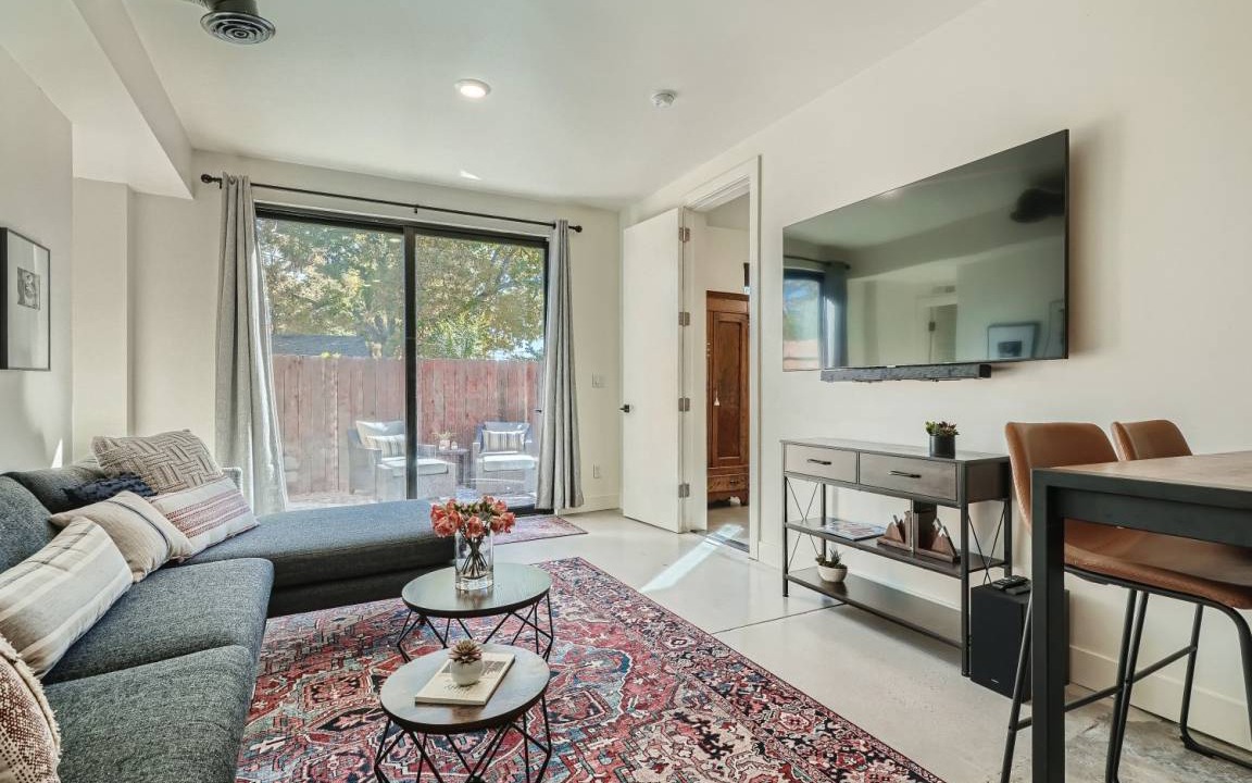 Photo of Livingroom in Sloan Lake