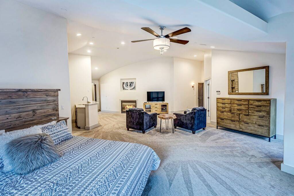 Photo of Bedroom in Snowmass Village