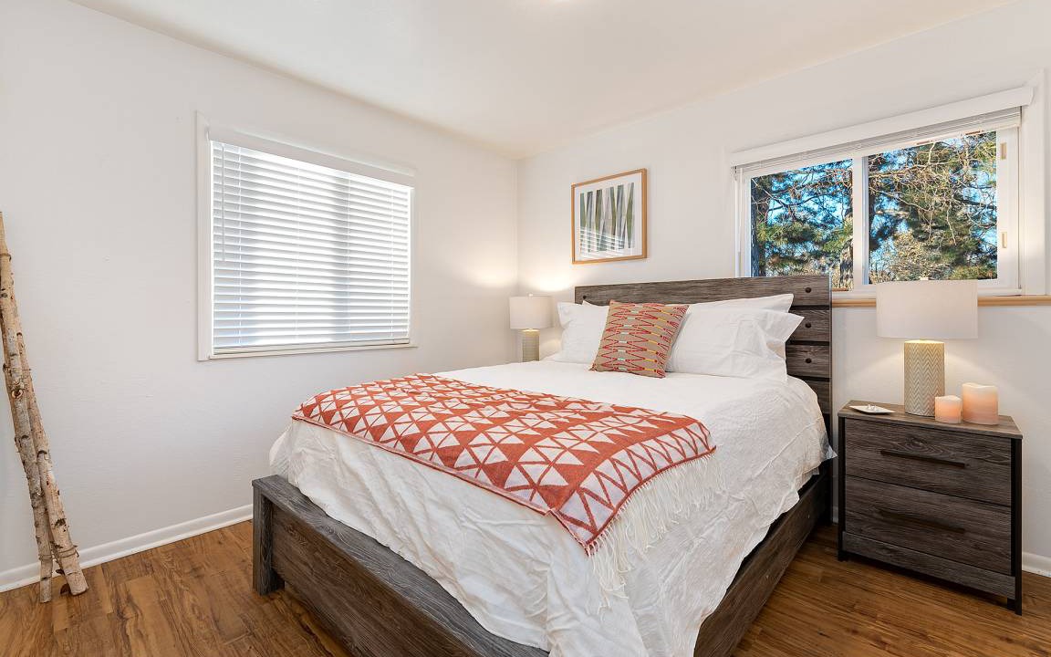 Photo of Bedroom in University Acres