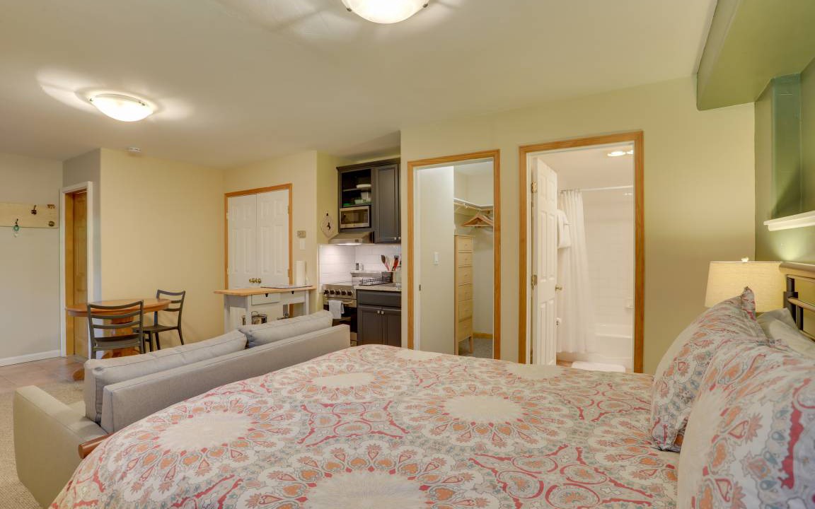 Photo of Bedroom in Edwards