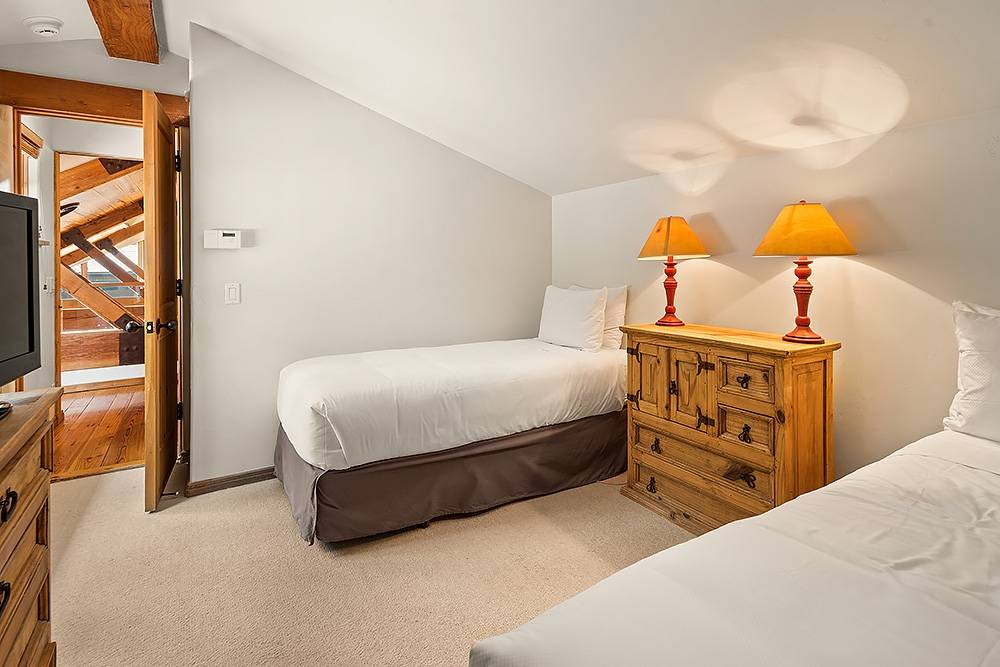 Photo of Bedroom in Aspen