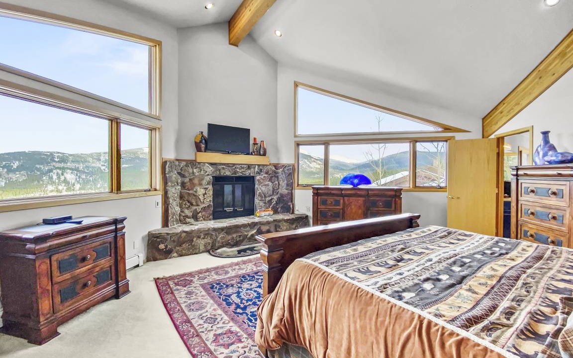 Photo of Bedroom in Warrior's Mark West