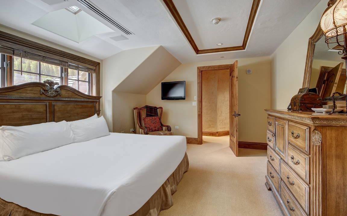 Photo of Bedroom in Golden Peak