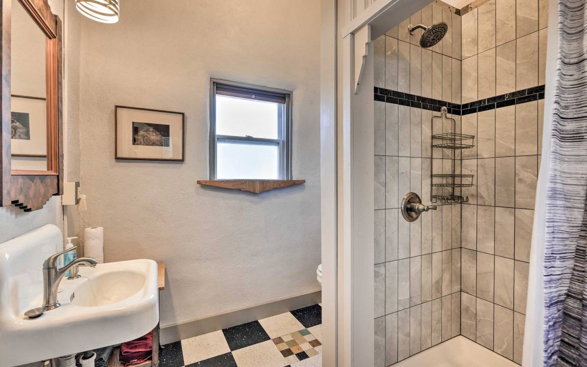 Photo of Bathroom in Del Norte