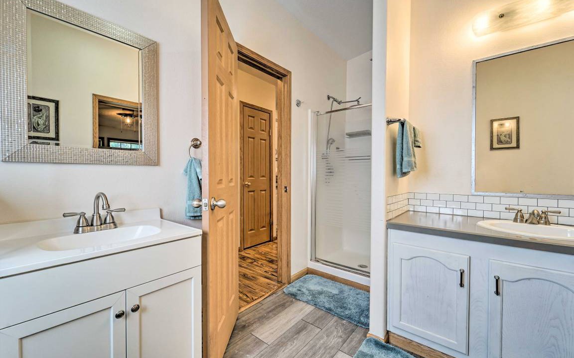 Photo of Bathroom in Forest Lakes