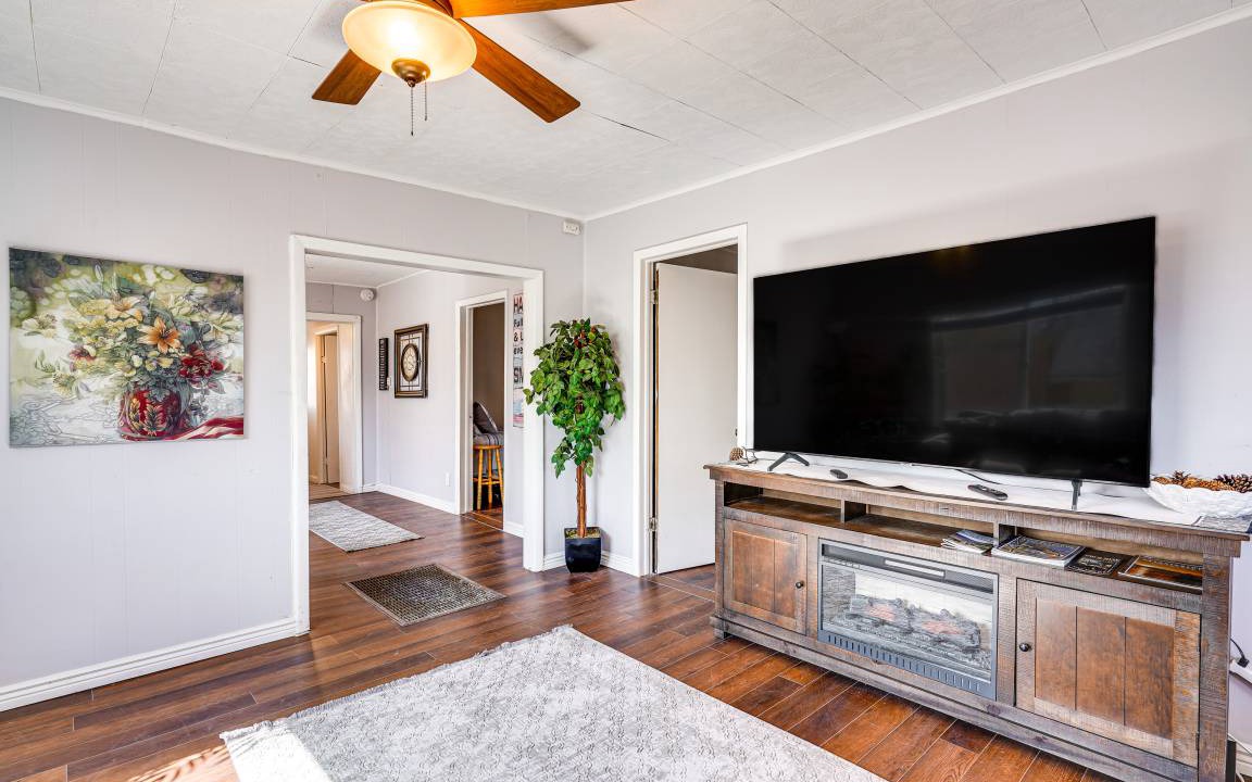 Photo of Livingroom in Canon City