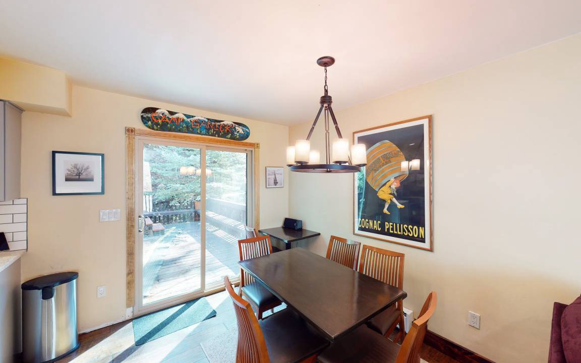 Photo of Livingroom in Intermountain