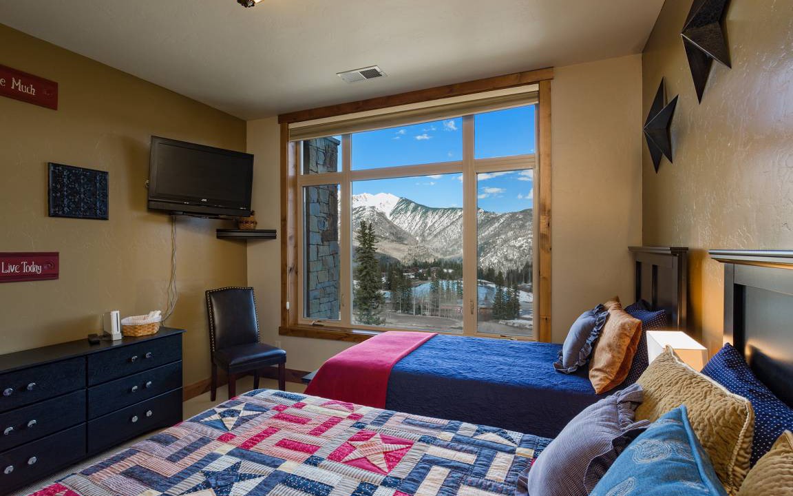 Photo of Bedroom in Purgatory