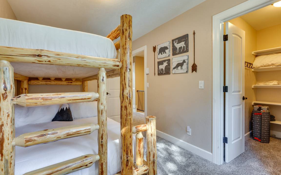 Photo of Bedroom in Warrior's Mark