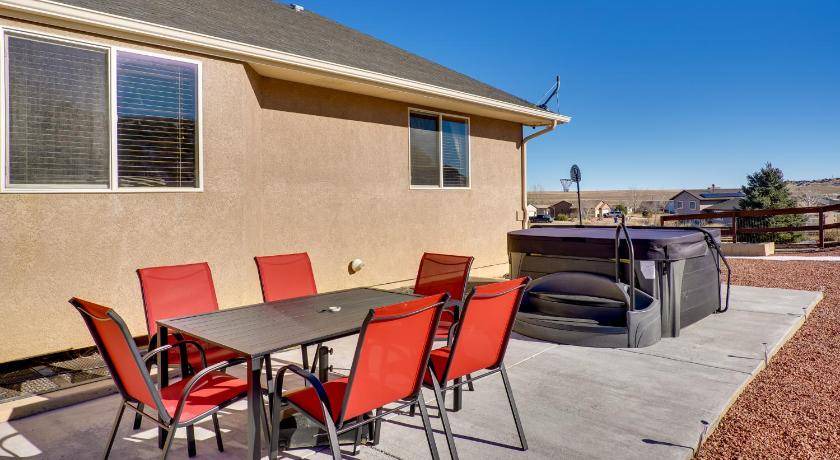Photo of Patio Balcony in Pueblo West
