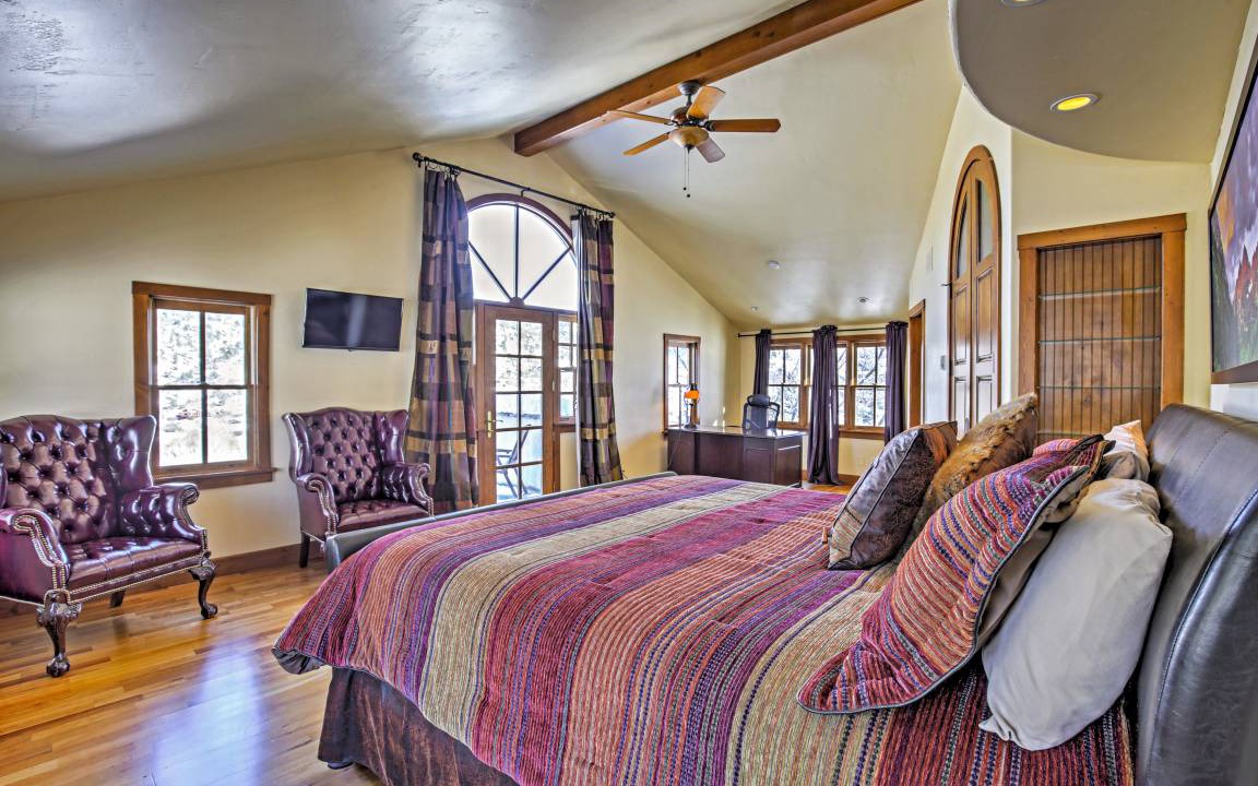 Photo of Bedroom in Glenwood Springs
