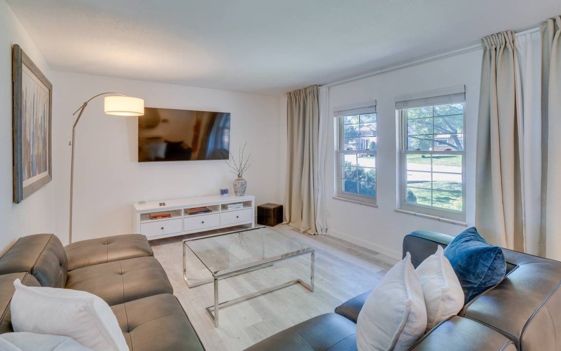 Photo of Livingroom in Castlewood