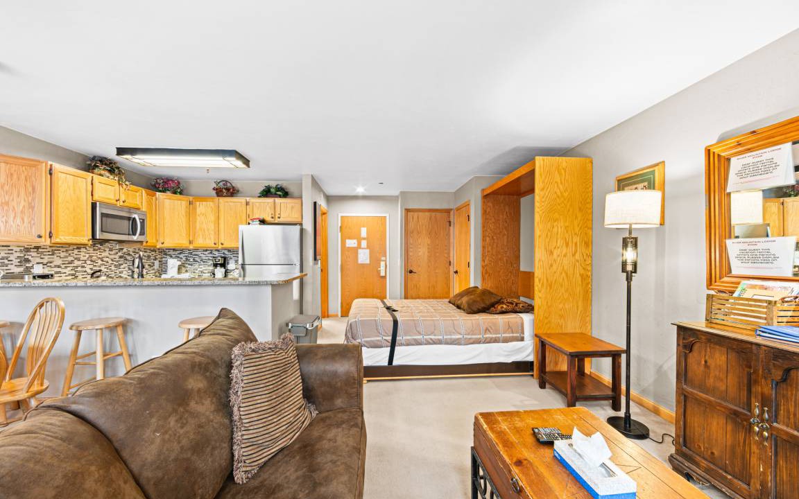 Photo of Livingroom in Historic District
