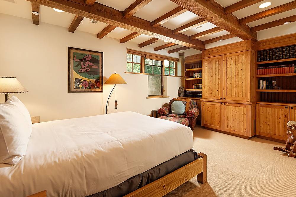 Photo of Bedroom in Aspen