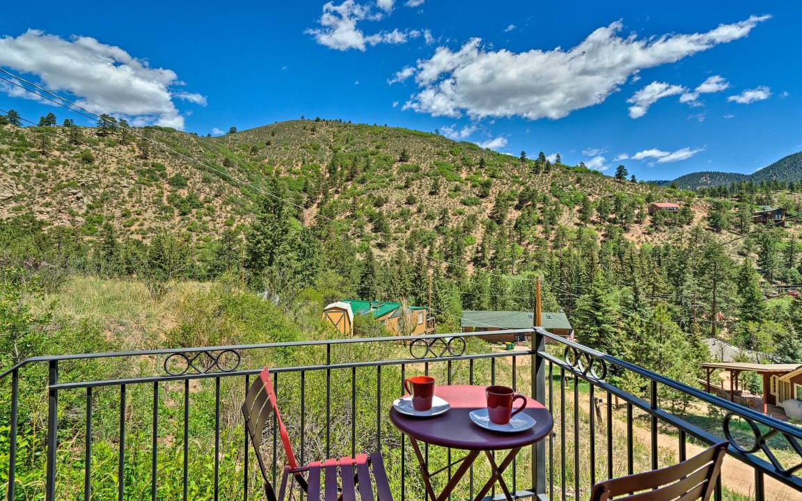 Photo of Patio Balcony in Green Mountain Falls