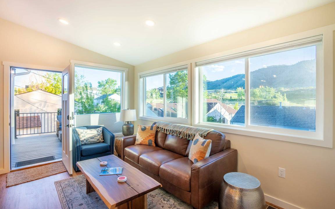 Photo of Livingroom in Golden