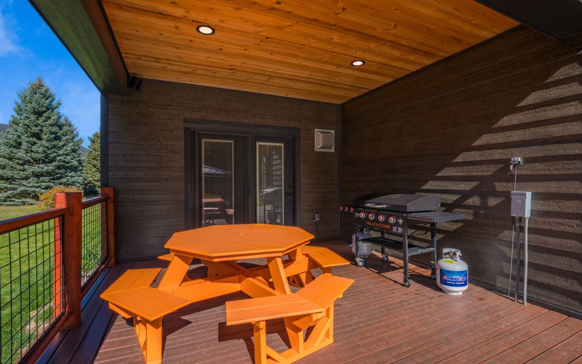Photo of Patio Balcony in South Fork