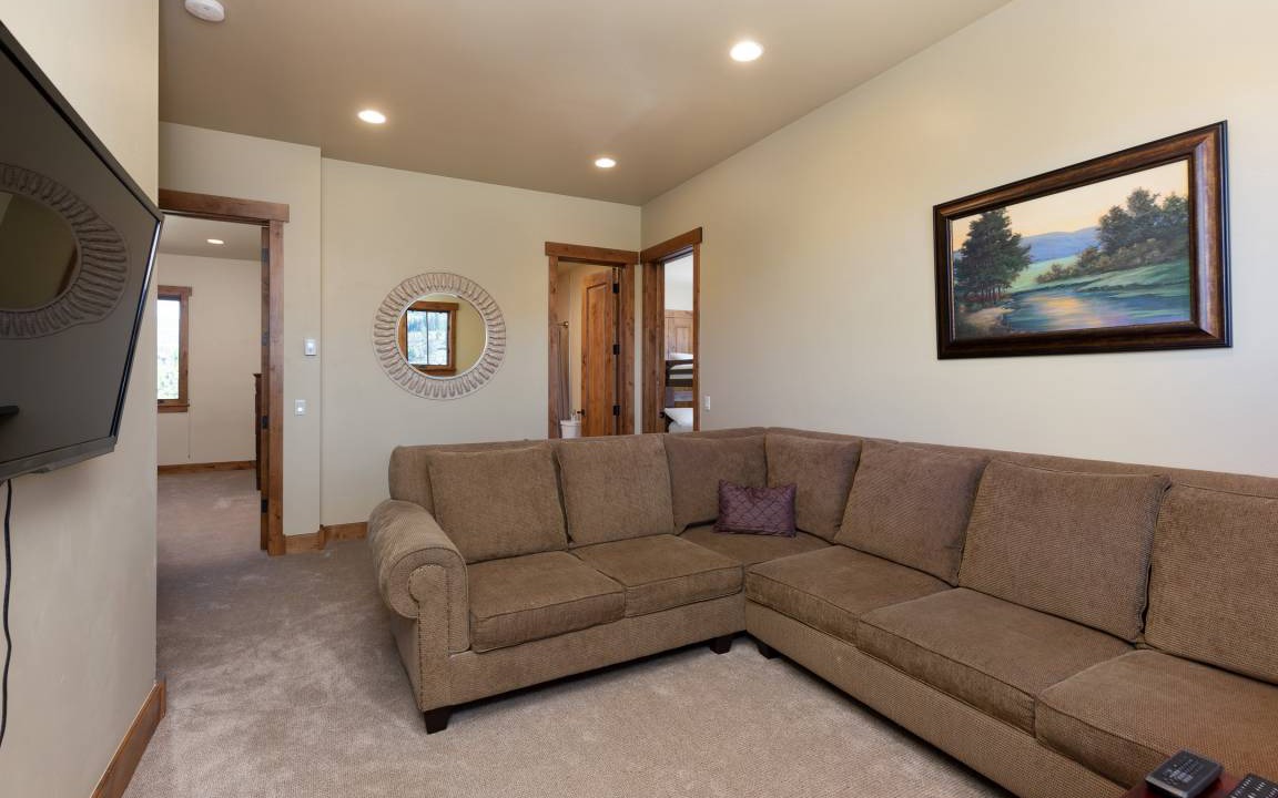 Photo of Livingroom in Fairmount On The River