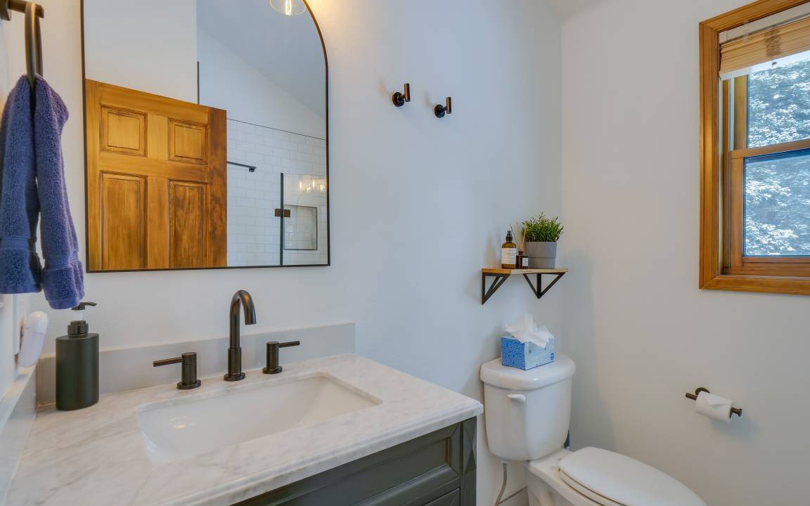 Photo of Bathroom in Quandary Village