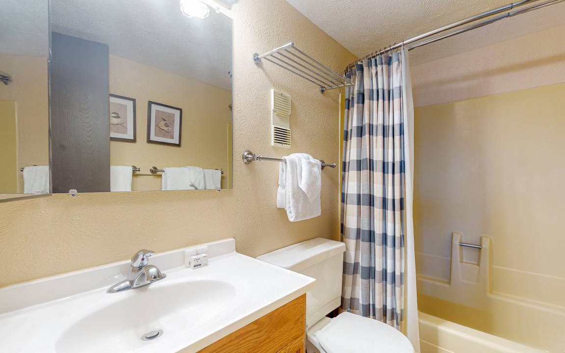 Photo of Bathroom in Wildernest