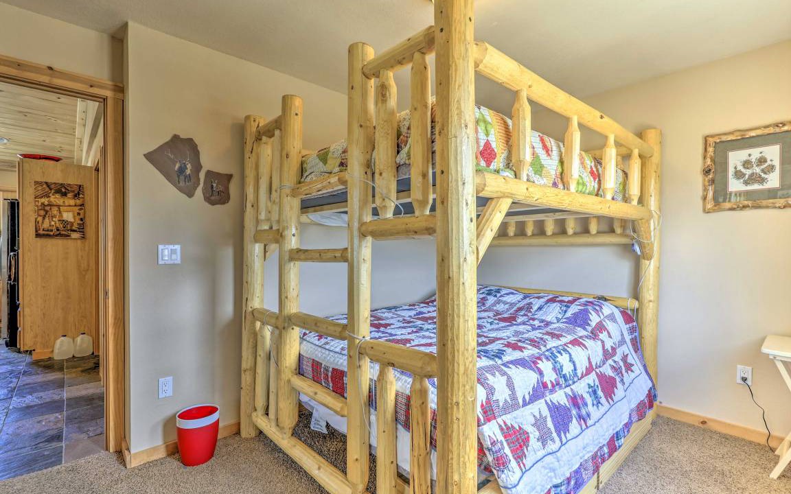 Photo of Bedroom in Warm Springs