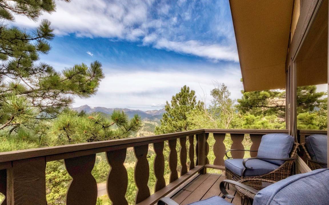 Photo of Patio Balcony in Windcliff Estates