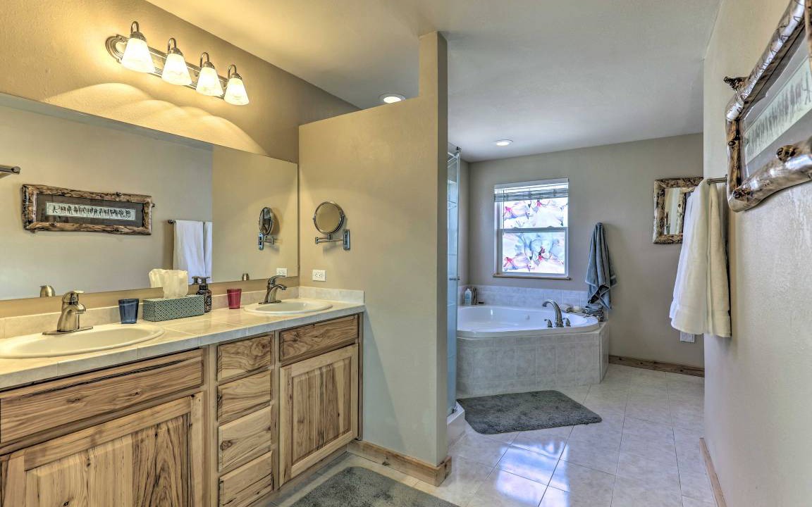 Photo of Bathroom in Warm Springs