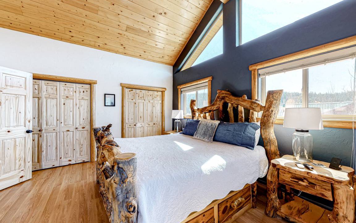 Photo of Bedroom in San Juan River Village