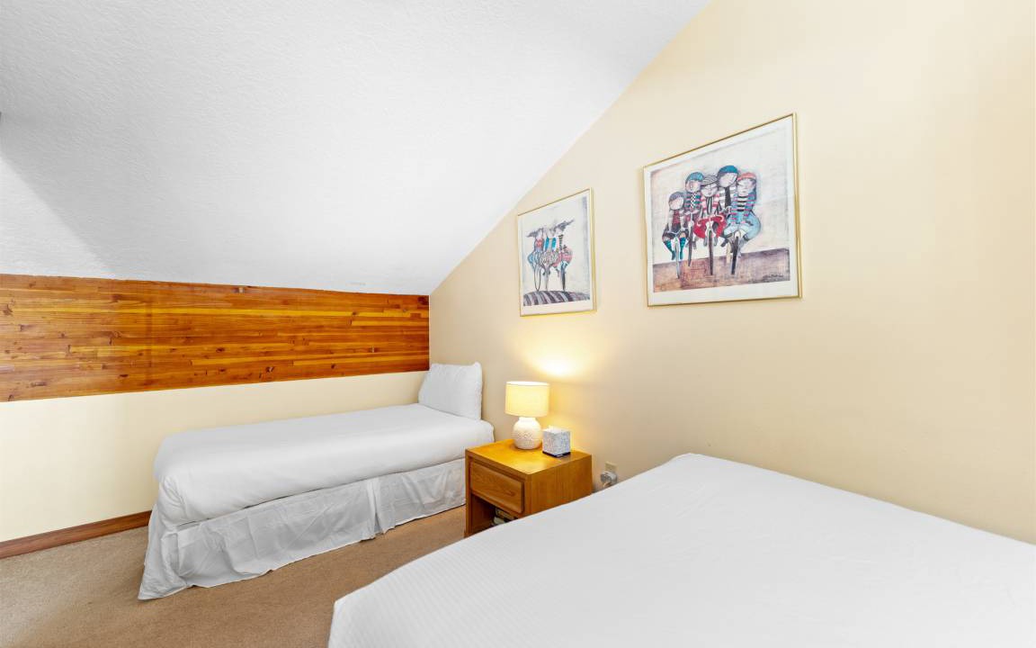 Photo of Bedroom in Lakeside Village