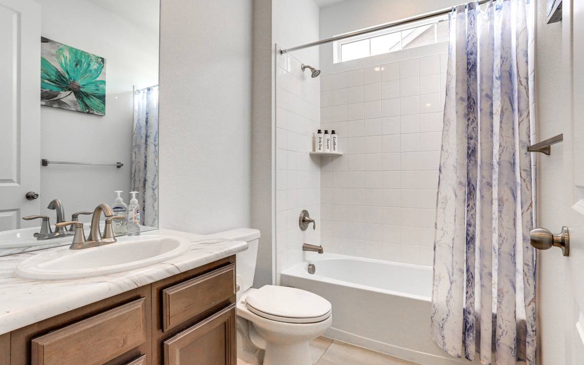 Photo of Bathroom in Commerce City