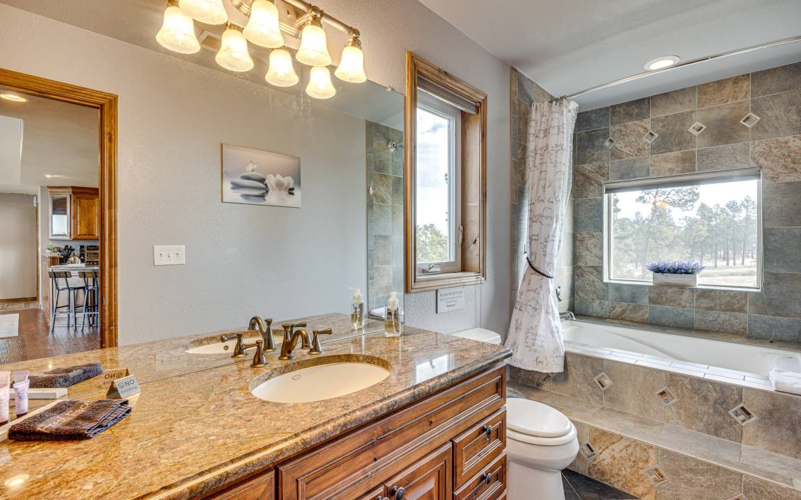 Photo of Bathroom in Kiowa