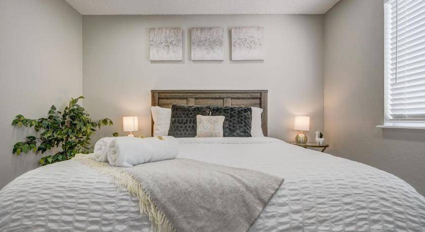 Photo of Bedroom in Stetson Hills