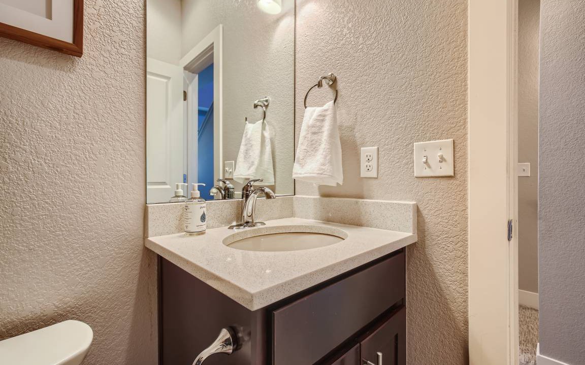 Photo of Bathroom in Jefferson Park