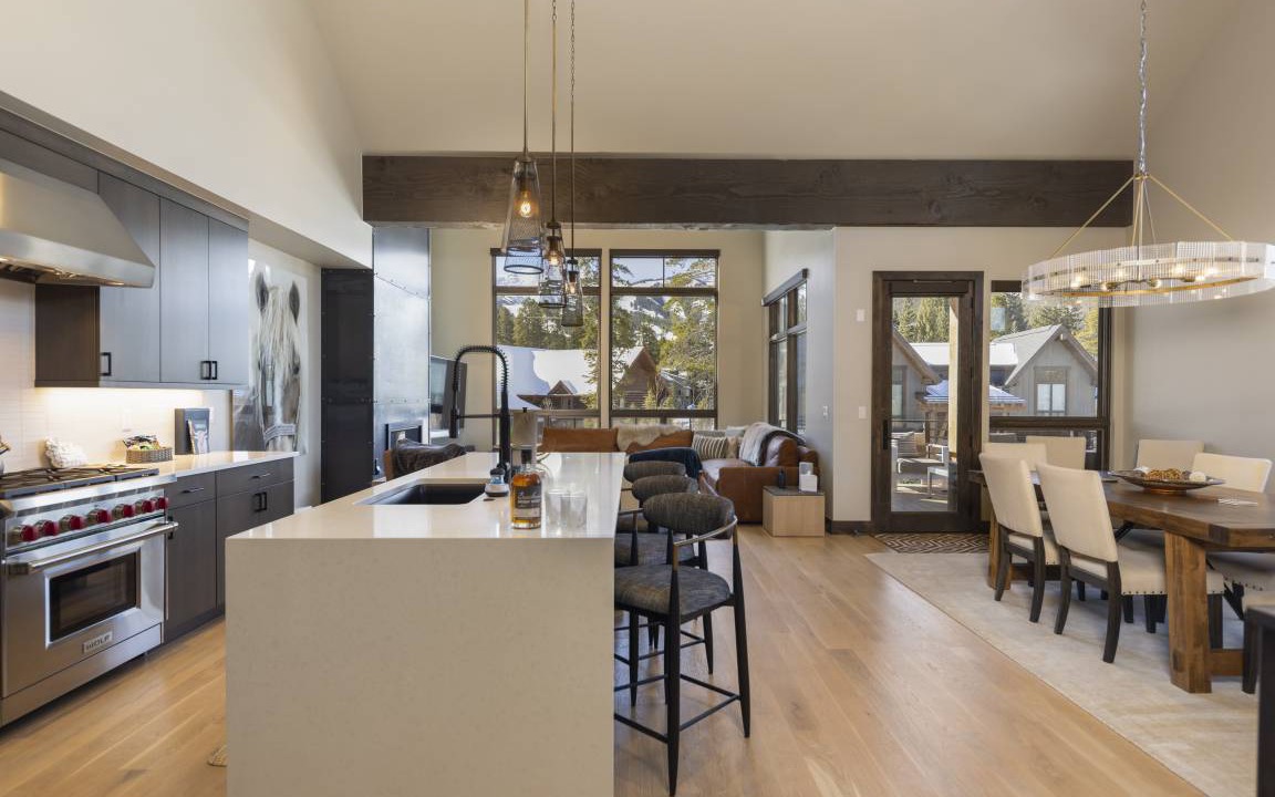Photo of Kitchen in Peak 8