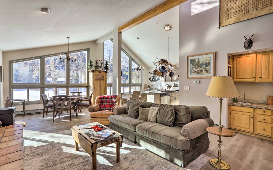 Photo of Livingroom in Eagle-Vail
