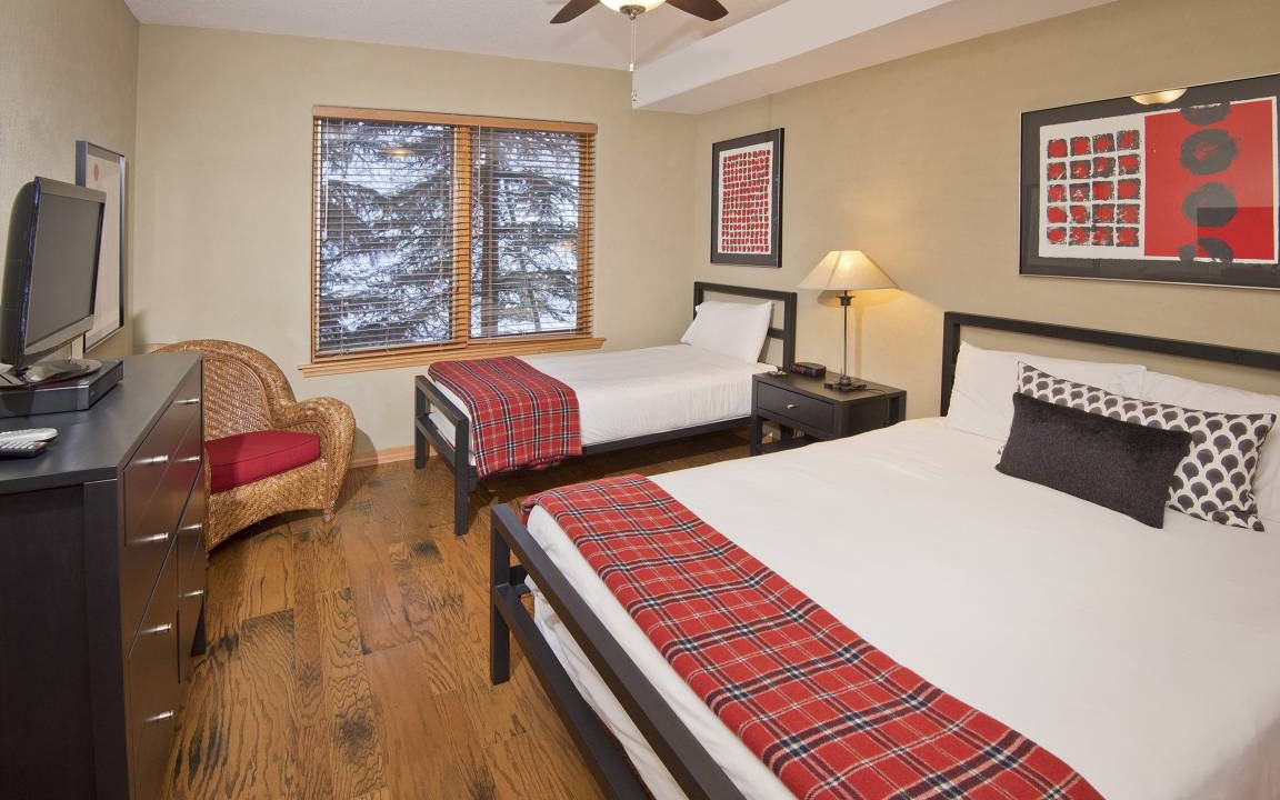 Photo of Bedroom in Edwards