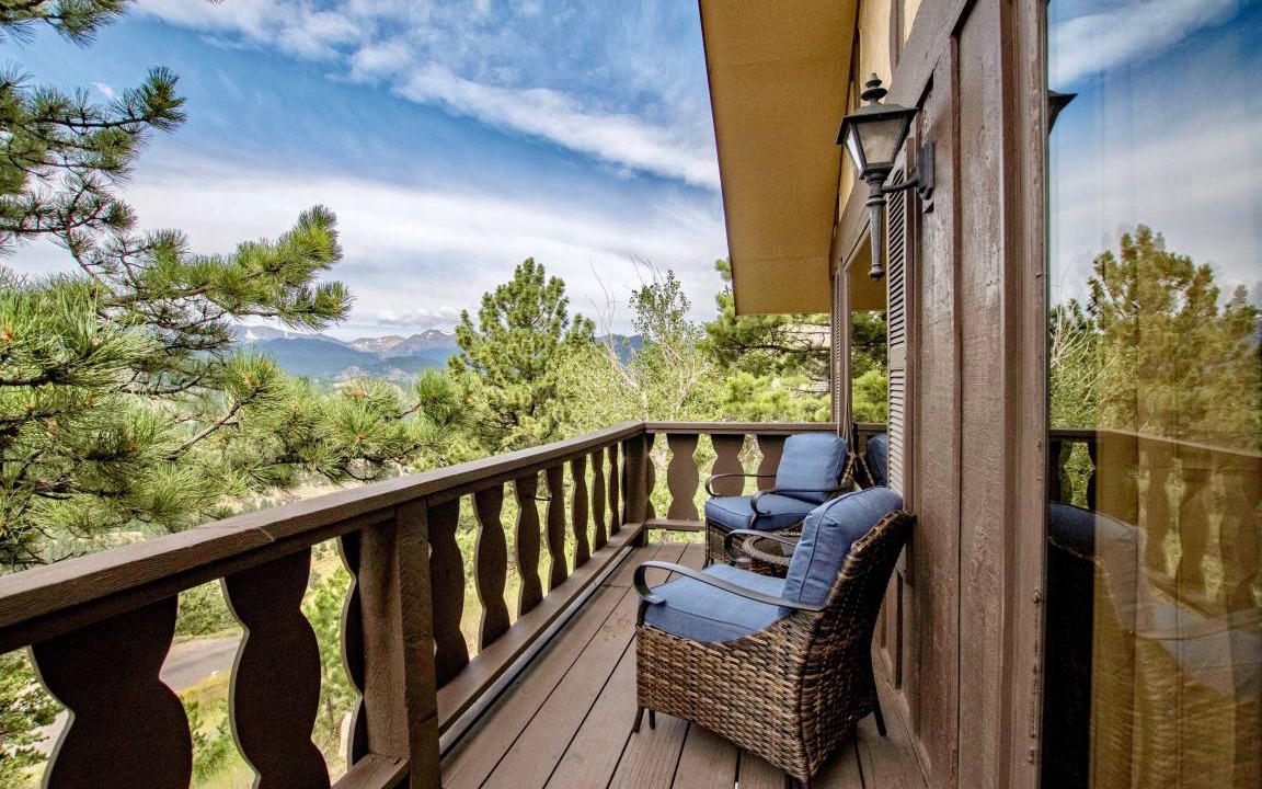 Photo of Patio Balcony in Windcliff Estates